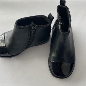 Zara Baby Black Leather Patent Front Booties 9-12M NWOT